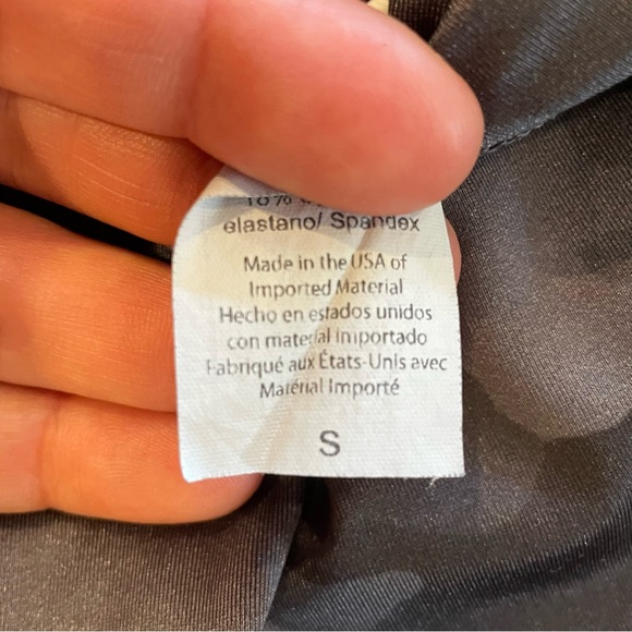 Beyond Yoga - Lux Gray Camo Leggings - Picture 4 of 4